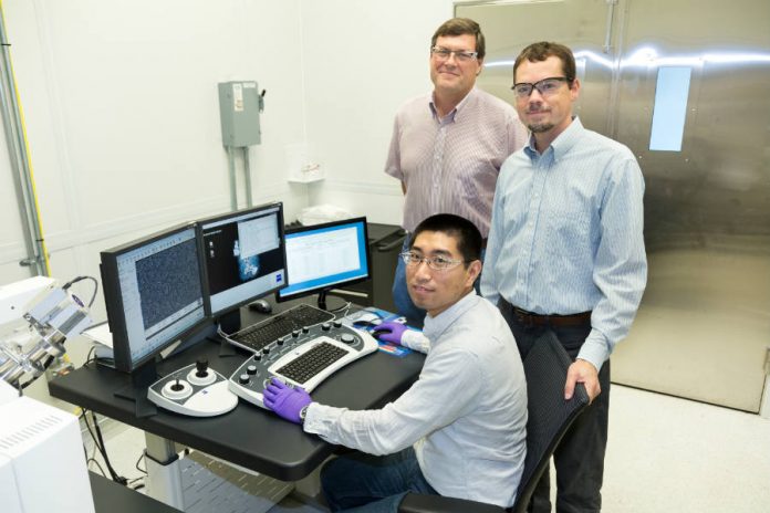 ORNL scientists transform carbon dioxide into ethanol by accident.