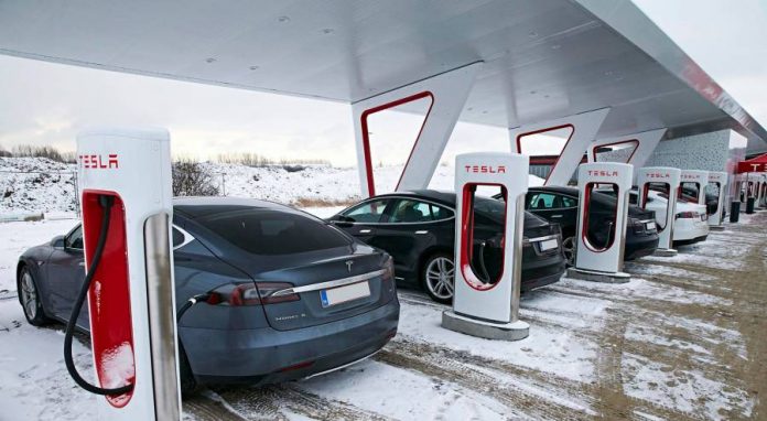 New Tesla customers can get free supercharging until Jan 15