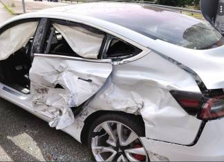 Crashed Tesla Model S Owner in Houston Had Twice the Alcohol Limit in His Body