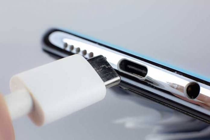 EU to Require USB-C Chargers on All Mobile Devices; Apple Kicks Back